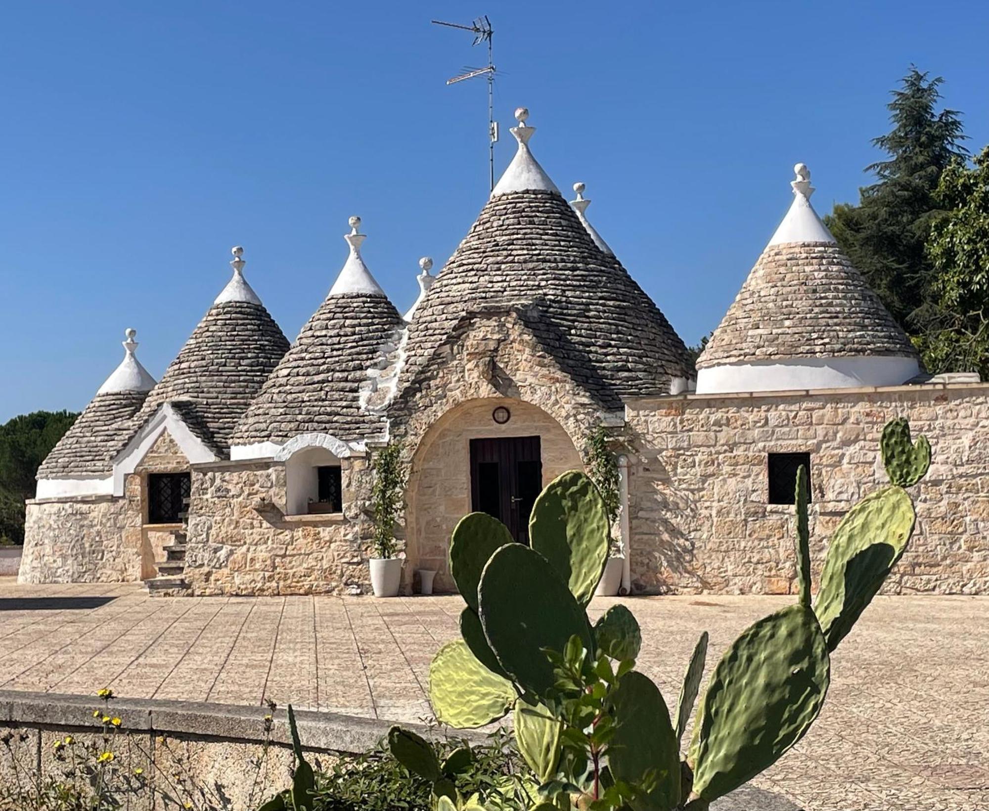 Вілла Trulli Del Sole Мартіна-Франка Екстер'єр фото